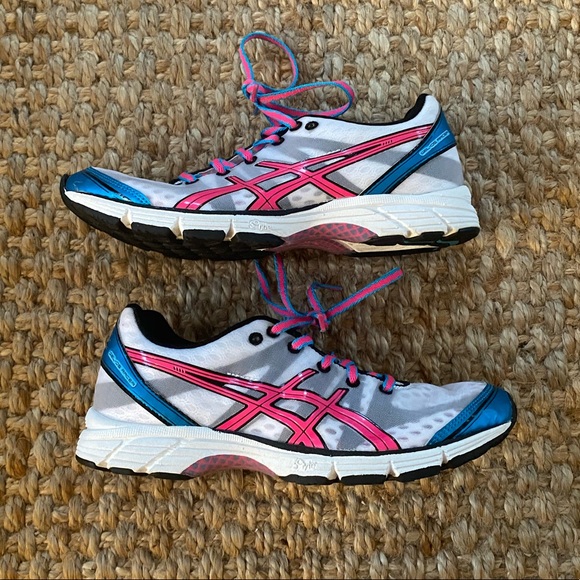 asics lightweight trainers